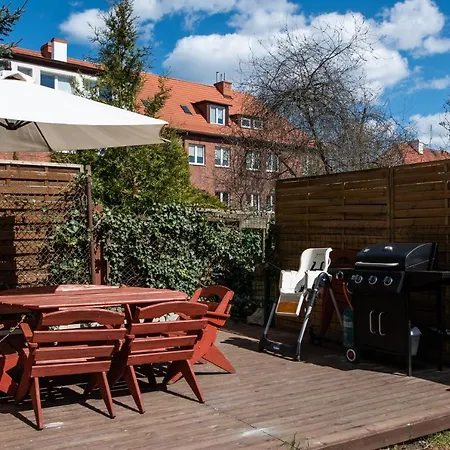 아파트 Elegant Near Old Town - Free Parking *