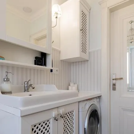 Elegant Near Old Town - Free Parking Danzica